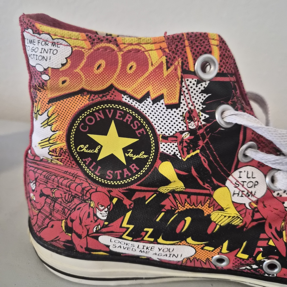 Converse And DC Comics The Flash High Top - Picture 3 of 9